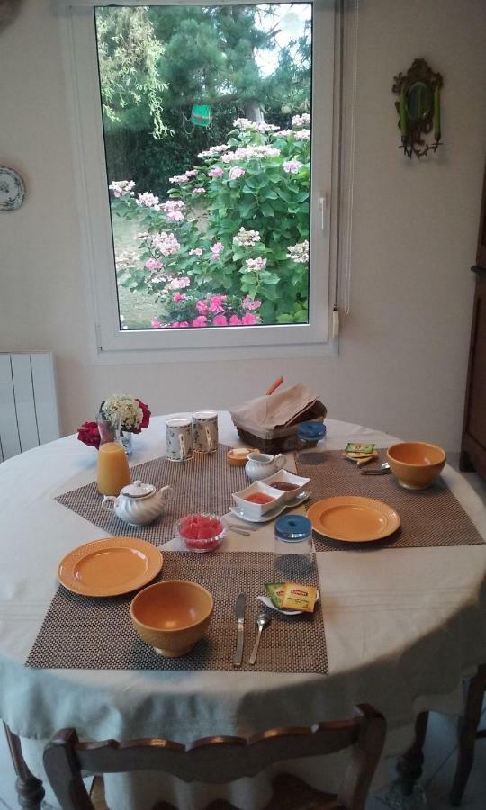 Chez Veronique Apartment Anguerny Ngoại thất bức ảnh